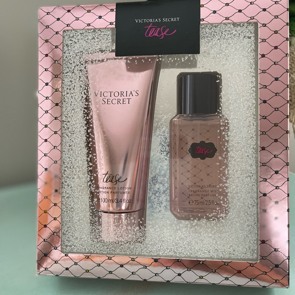 Victoria Secret Tease set